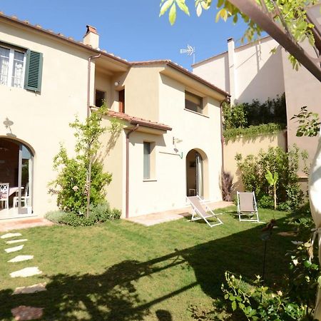 Al Colle Di Lari Villa ภายนอก รูปภาพ