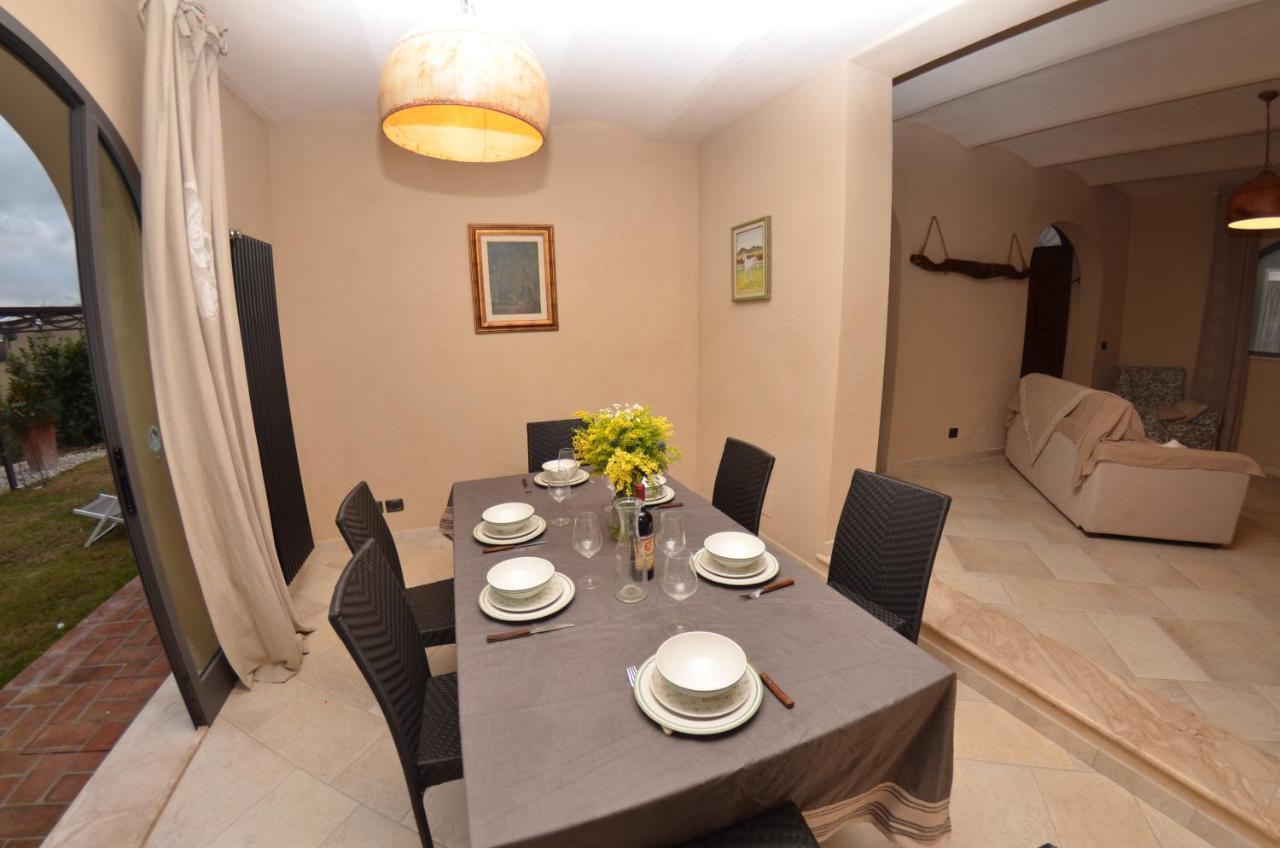 Al Colle Di Lari Villa ภายนอก รูปภาพ